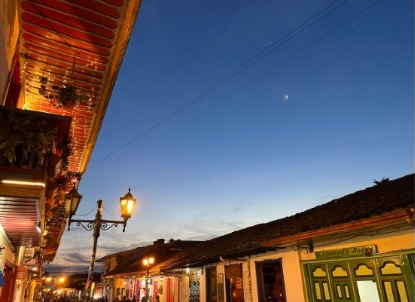 Vistas se lugares hermosos que son destinos turísticos para diciembre